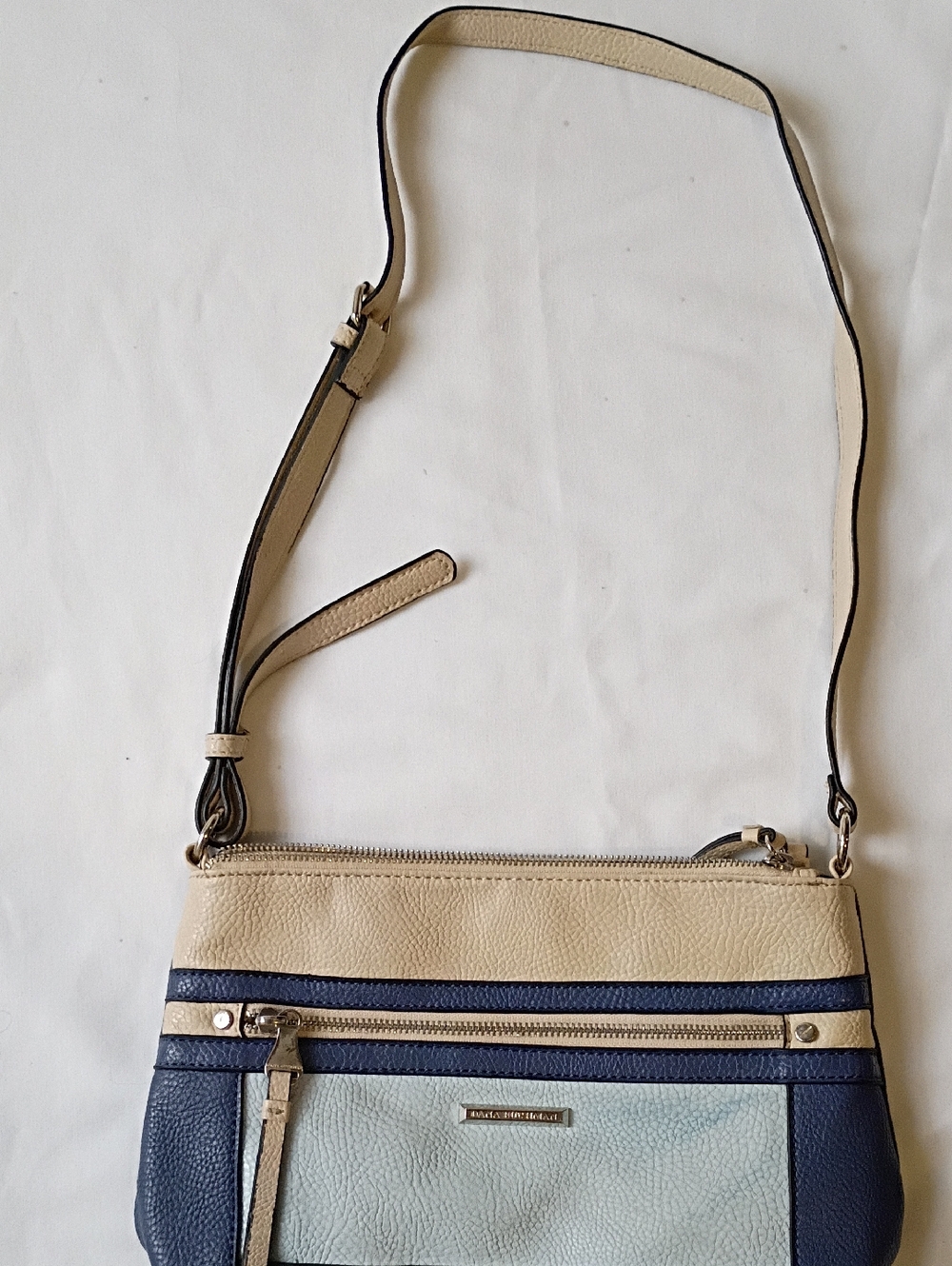 Dana Buchman Crossbody Bag in Beige, Navy and Light Blue.